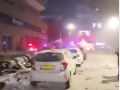 İran, Tel Aviv’i peş peşe vurdu