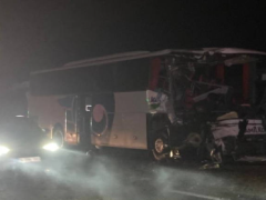 Ankara’da yolcu otobüsü TIR’la çarpıştı…