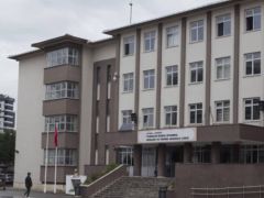 İstanbul’Çekmeköy’de okulda dehşet, öğretmen hayatını kaybetti