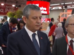 CHP lideri Özgür Özel’, Atatürk’ün kurduğu ülkede, monarşiyi övmek hadsizliktir