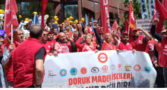 Doruk Madencilik işçileri, “Artık oyalanmak değil, hakkımızı almak istiyoruz.”