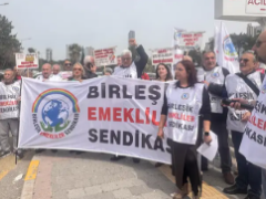 Birleşik Emekliler Sendikası üyeleri, ‘GEÇİNEMİYORUZ’ MESAJI
