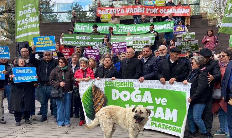 Eskişehir Doğa ve Yaşam Platformu, Yeşilliğimiz her şeyimiz Cengiz Holding’e vermeyiz