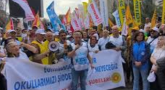 KESK ve Eğitim-Sen ‘yaşam nöbeti’ kapsamında MEB’e yürüdü…