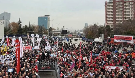 Ankara’da Emekçiler Tandoğan Meydanı’nda buluştu