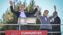 Ahmet Akın’dan ‘AKP’ye katılacak’ iddialarına yanıt