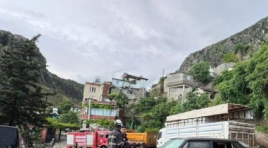 Hatay’da selden tek katlı ev çöktü…