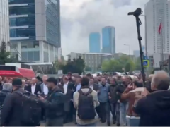 CHP Genel Merkezi önünde ‘tahliye’ gerginliği…