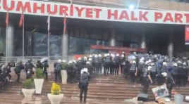 CHP Genel Merkezi’nde tahliye gerginliği…