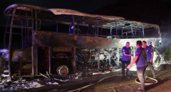 Denizli’de yolcu otobüsü alev alev yandı…