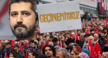 İktidarın siyasal manevraları sonuç değil, süreç odaklı yürüyor…