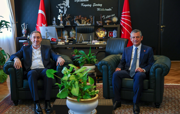 DEM Parti’den Özel’e ziyaret
