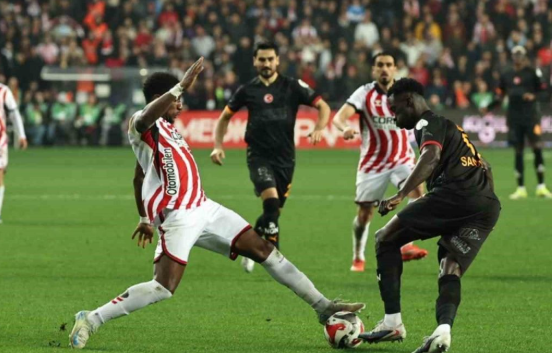 Samsunspor Galatasaray’ı sahadan sildi….