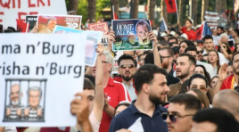 Arnavutluk’ta Trump’ın damadının sahil köyü projesine karşı halk protestoları sürüyor