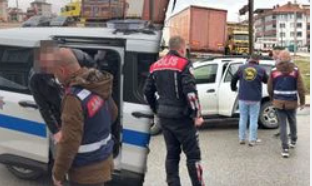 Denizli’de 15 yaşındaki çocuk 11 kişiyi yaraladı