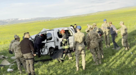 Erzurum’da takla atan hafif ticari araçta bulunan 3 kişi yaşamını yitirdi