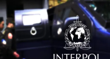 Interpol tarafından aranan İran uyruklu zanlı İstanbul Havalimanı’nda yakalandı