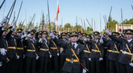 TSK’den ihraç edilen’ Kılıçlı yemin’ nedeniyle ihraç edilen komutanlar için görev iadesi kararı!