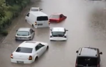 Ankara ve Afyonkarahisar’da sağanak ve dolu, caddeler beyaza büründü