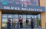Silifke Belediyesi’ne operasyon,Belediye Başkanı dahil çok sayıda gözaltı!
