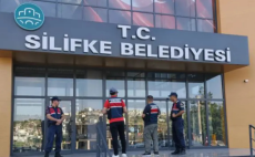 Silifke Belediyesi’ne operasyon,Belediye Başkanı dahil çok sayıda gözaltı!