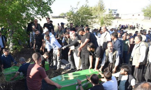 Sulama kanalına düşen otomobilde bulunan 3 kardeş vefat etti…