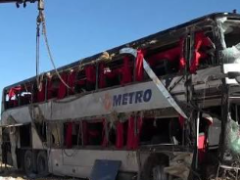 Amasya’da yolcu otobüsü devrildi…