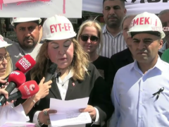 Emekliler Kadıköy’den iktidara seslendi…