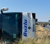 Eskişehir’de yolcu otobüsü şarampole devrildi