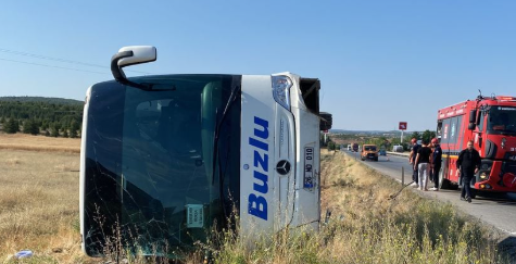 Eskişehir’de yolcu otobüsü şarampole devrildi