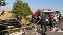 Gurbetçi ailenin otomobili Kırşehir-Kayseri yolunda kontrolden çıkarak takla attı