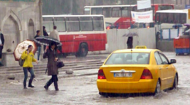İstanbul’a yeniden yağış geliyor…