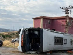 Kırıkkale’de yolcu otobüsü devrildi!