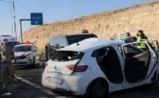 Şanlıurfa’da iki aracın çarpışması sonucu 3 kişi yaşamını yitirdi