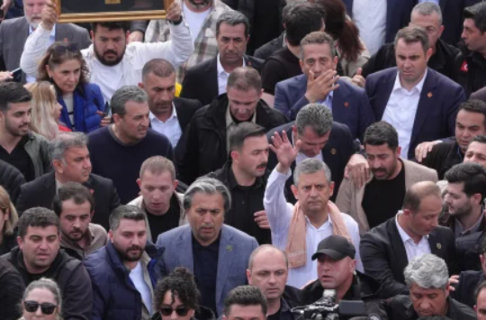 YENİ Parti’nin kuruluş dilekçesi İçişleri Bakanlığı’nda